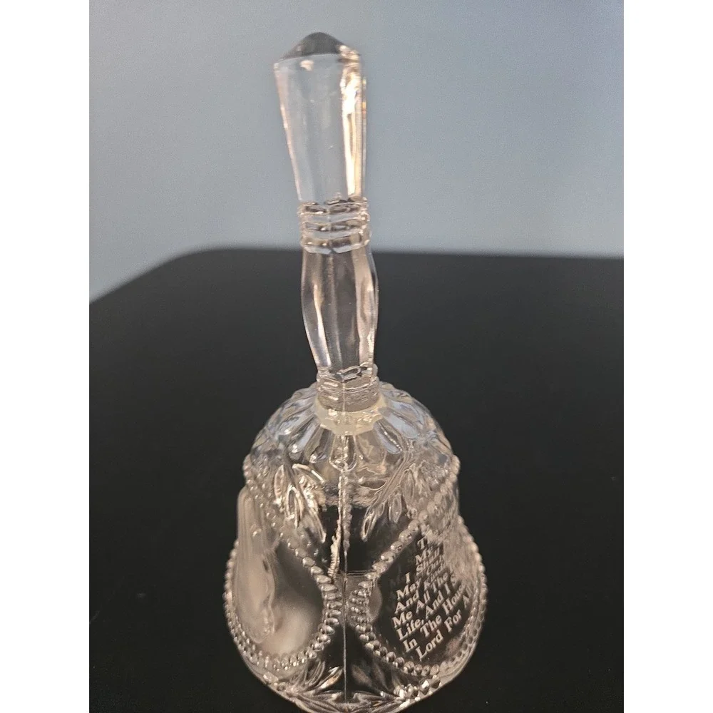 Vtg 1986 Artmark 24% Lead Crystal Emson Praying The Lords Prayer Glass Bell  5
